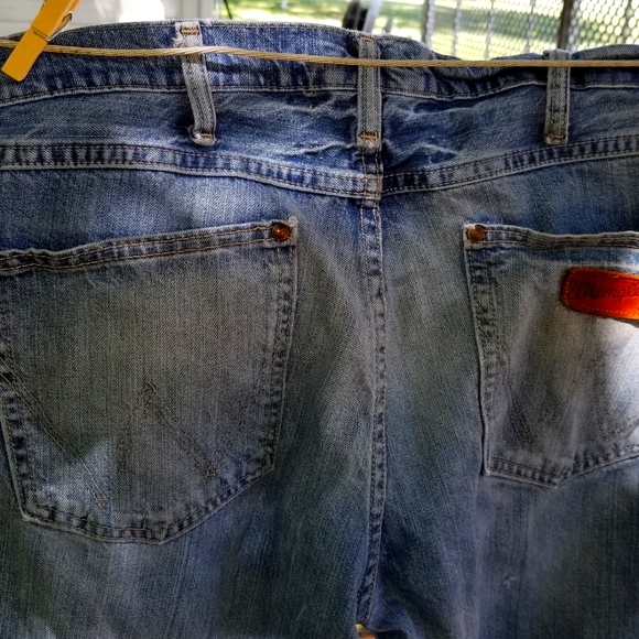 WORN WRANGLER SLIM CUT BLUE DENIM JEANS 35x33 - Picture 4 of 5